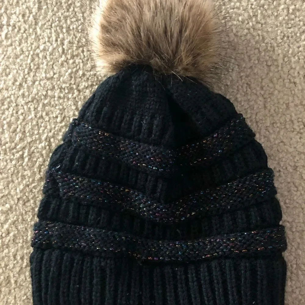 SO Women’s Black with Metallic Specks Cozy Soft Knit Hat with Pom Pom- OSFM